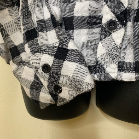 Bella Dahl Black and White Plaid Button Down Shirt - Picture 5 of 8
